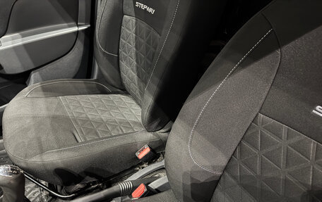 Renault Sandero II рестайлинг, 2015 год, 890 000 рублей, 22 фотография