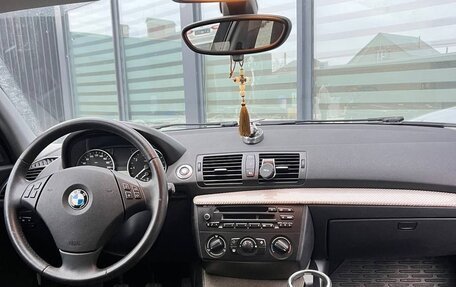 BMW 1 серия, 2005 год, 550 000 рублей, 7 фотография