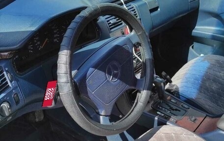 Mercedes-Benz E-Класс, 1996 год, 280 000 рублей, 6 фотография