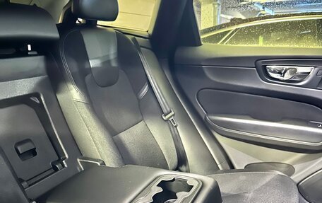 Volvo XC60 II, 2018 год, 2 800 000 рублей, 17 фотография