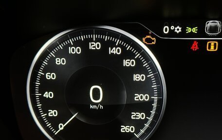 Volvo XC60 II, 2018 год, 2 800 000 рублей, 22 фотография