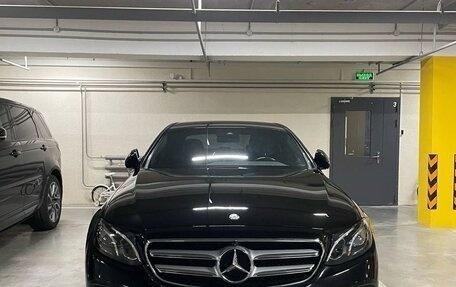 Mercedes-Benz E-Класс, 2016 год, 2 990 000 рублей, 1 фотография