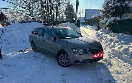 Skoda Superb III рестайлинг, 2014 год, 950 000 рублей, 1 фотография