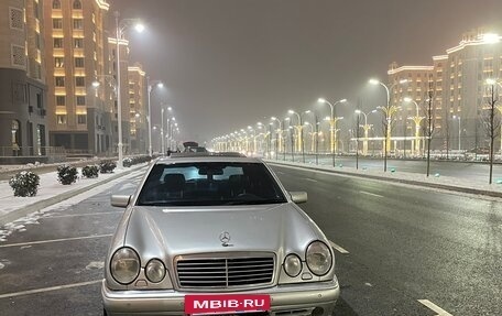 Mercedes-Benz E-Класс, 1998 год, 1 850 000 рублей, 2 фотография