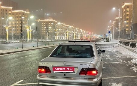 Mercedes-Benz E-Класс, 1998 год, 1 850 000 рублей, 5 фотография