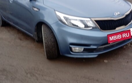 KIA Rio III рестайлинг, 2015 год, 999 999 рублей, 2 фотография