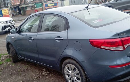 KIA Rio III рестайлинг, 2015 год, 999 999 рублей, 4 фотография