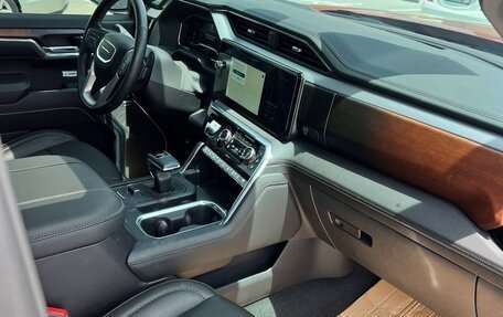 GMC Sierra, 2024 год, 10 900 000 рублей, 9 фотография