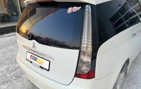 Mitsubishi Grandis, 2003 год, 750 000 рублей, 19 фотография