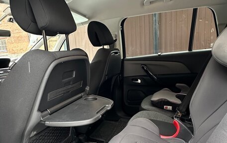 Citroen C4 Picasso II рестайлинг, 2017 год, 1 500 000 рублей, 9 фотография