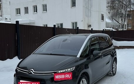 Citroen C4 Picasso II рестайлинг, 2017 год, 1 500 000 рублей, 3 фотография