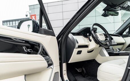 Land Rover Range Rover IV рестайлинг, 2025 год, 23 990 000 рублей, 9 фотография