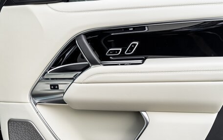 Land Rover Range Rover IV рестайлинг, 2025 год, 23 990 000 рублей, 25 фотография