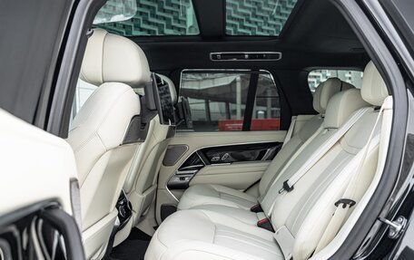 Land Rover Range Rover IV рестайлинг, 2025 год, 23 990 000 рублей, 32 фотография