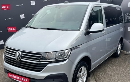 Volkswagen Caravelle T6 рестайлинг, 2020 год, 3 800 000 рублей, 5 фотография
