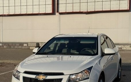 Chevrolet Cruze II, 2010 год, 850 000 рублей, 14 фотография