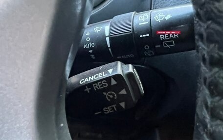 Toyota Land Cruiser Prado 150 рестайлинг 2, 2013 год, 2 750 000 рублей, 5 фотография