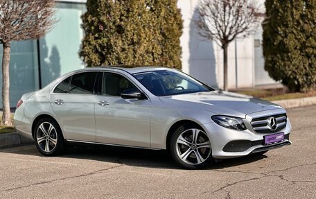 Mercedes-Benz E-Класс, 2018 год, 3 300 000 рублей, 3 фотография