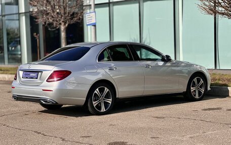 Mercedes-Benz E-Класс, 2018 год, 3 300 000 рублей, 2 фотография