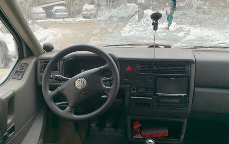 Volkswagen Multivan T4, 2003 год, 750 000 рублей, 6 фотография