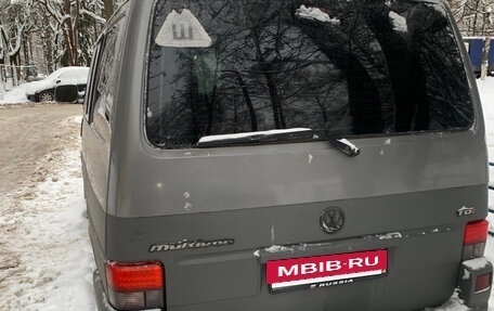 Volkswagen Multivan T4, 2003 год, 750 000 рублей, 3 фотография