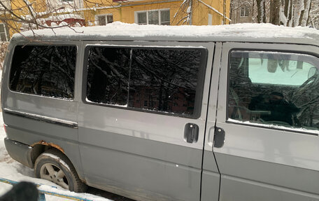 Volkswagen Multivan T4, 2003 год, 750 000 рублей, 8 фотография