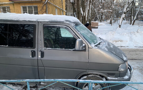 Volkswagen Multivan T4, 2003 год, 750 000 рублей, 14 фотография