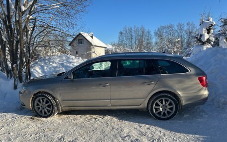 Skoda Superb III рестайлинг, 2014 год, 950 000 рублей, 5 фотография