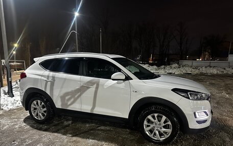 Hyundai Tucson III, 2019 год, 2 300 000 рублей, 5 фотография