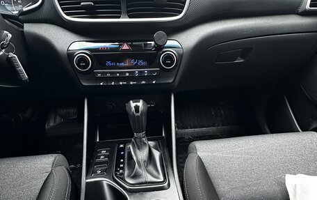 Hyundai Tucson III, 2019 год, 2 300 000 рублей, 26 фотография