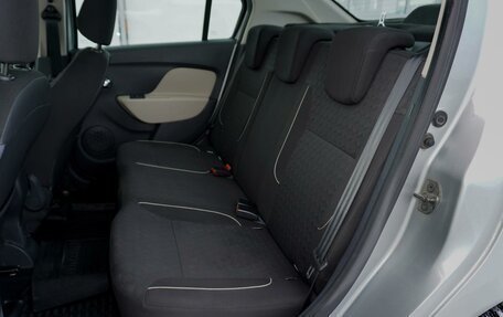 Renault Logan II, 2016 год, 990 000 рублей, 13 фотография