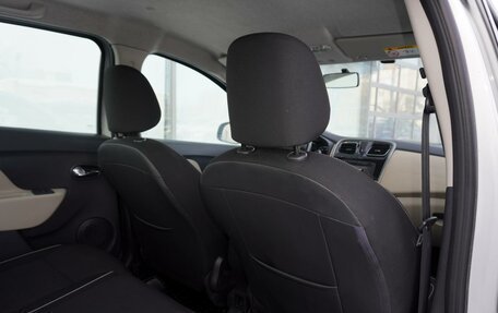 Renault Logan II, 2016 год, 990 000 рублей, 15 фотография