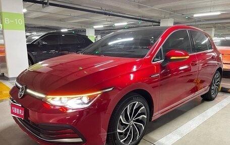 Volkswagen Golf VIII, 2021 год, 2 700 000 рублей, 1 фотография