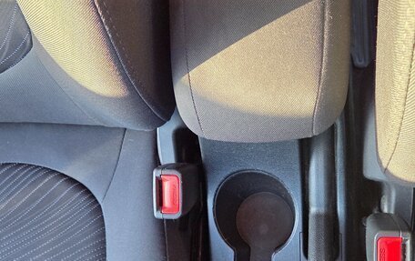 Hyundai Solaris II рестайлинг, 2016 год, 1 300 000 рублей, 19 фотография