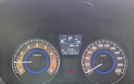 Hyundai Solaris II рестайлинг, 2016 год, 1 300 000 рублей, 17 фотография