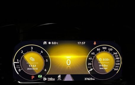 Volkswagen Golf VIII, 2021 год, 2 700 000 рублей, 6 фотография