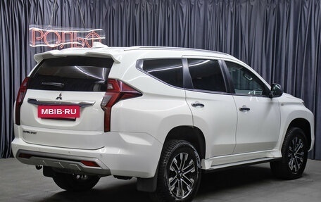 Mitsubishi Montero Sport, 2022 год, 4 298 000 рублей, 5 фотография