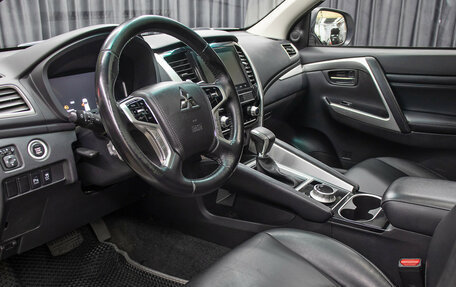 Mitsubishi Montero Sport, 2022 год, 4 298 000 рублей, 17 фотография