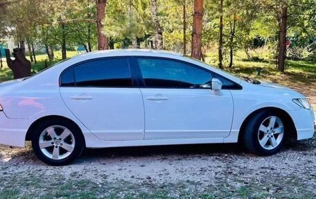 Honda Civic VIII, 2010 год, 650 000 рублей, 2 фотография