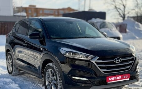 Hyundai Tucson III, 2018 год, 2 375 000 рублей, 2 фотография
