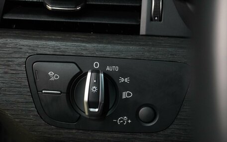 Audi A4, 2018 год, 2 869 000 рублей, 17 фотография