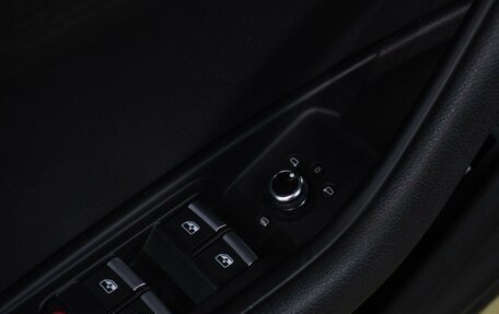 Audi A4, 2018 год, 2 869 000 рублей, 16 фотография