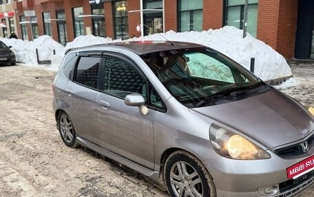 Honda Fit III, 2002 год, 390 000 рублей, 2 фотография