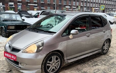 Honda Fit III, 2002 год, 390 000 рублей, 6 фотография