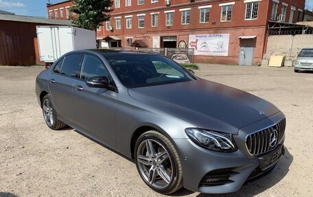 Mercedes-Benz E-Класс, 2019 год, 4 000 000 рублей, 1 фотография