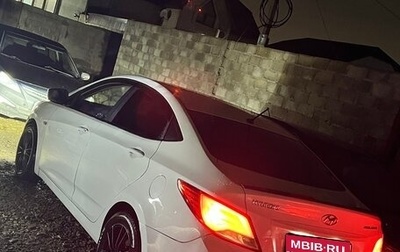 Hyundai Solaris II рестайлинг, 2015 год, 755 000 рублей, 1 фотография