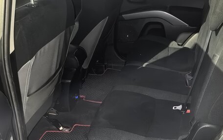 Mitsubishi Outlander III рестайлинг 3, 2007 год, 595 000 рублей, 16 фотография