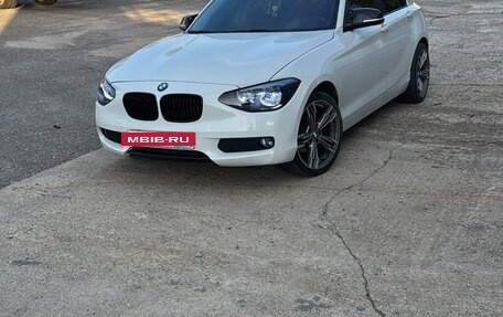 BMW 1 серия, 2013 год, 1 300 000 рублей, 6 фотография