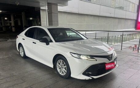 Toyota Camry, 2018 год, 2 149 000 рублей, 1 фотография