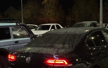 Volkswagen Passat B8 рестайлинг, 2016 год, 1 570 000 рублей, 8 фотография